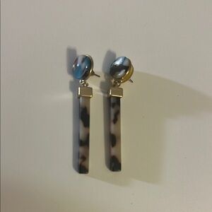 Elegant Gold and Black Earrings